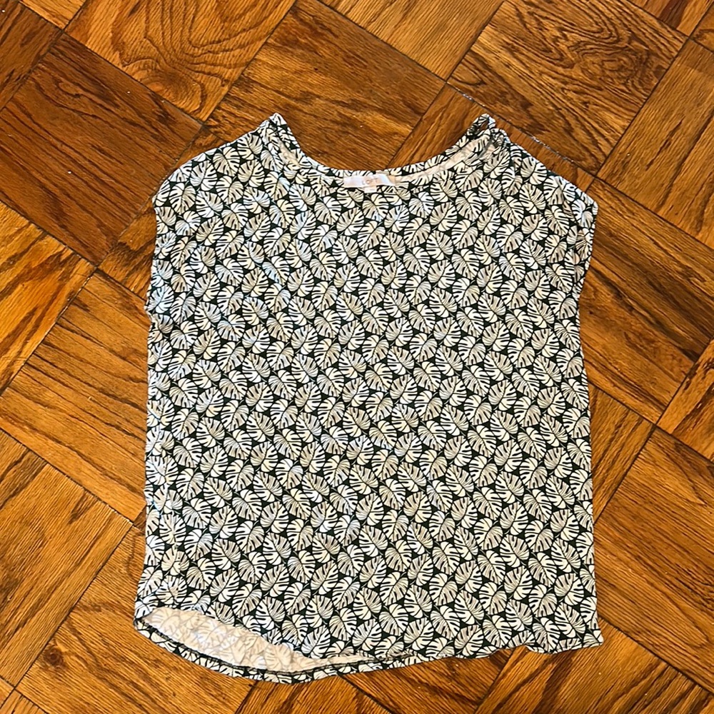 LOFT size L green monstera leaf shirt
